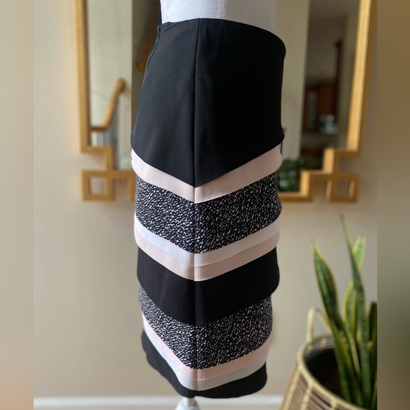 NWT White House Black Market Colorblock Tiered Pencil Skirt - Picture 4 of 11